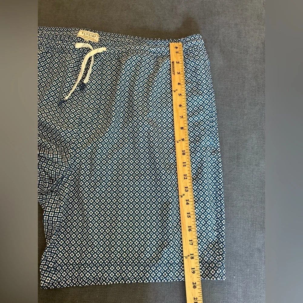 Elysian Swim Shorts Men’s SZ 2XL Blue White Design Quick Dry Mesh Lined Stretch